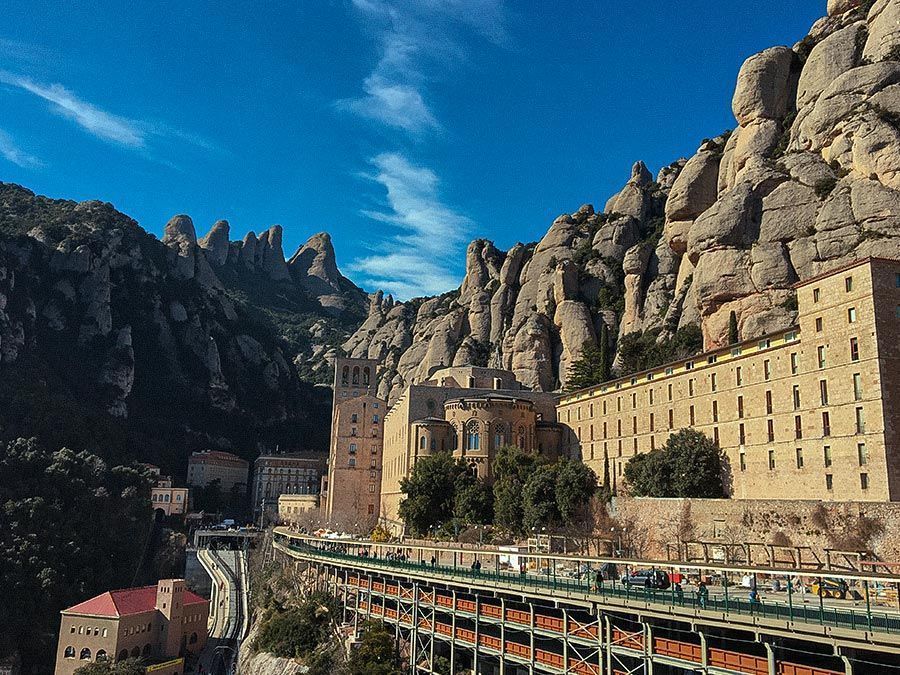 Kloster Montserrat und malerische Bergwanderung von Barcelona aus