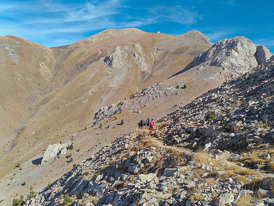 toursbyuni_private_pyrenees_hiking_experience_03