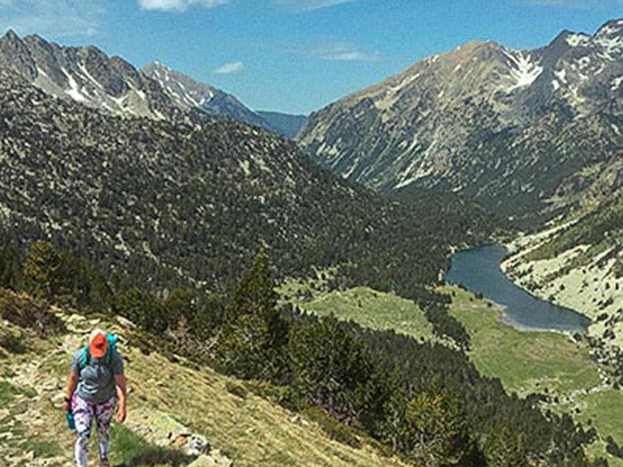 toursbyuni_private_pyrenees_hiking_experience_06